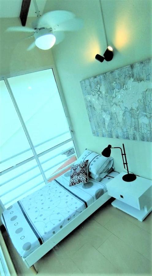 Beach Villa Sol & Mar Cartagena, Beachfront & Private Pool Екстериор снимка